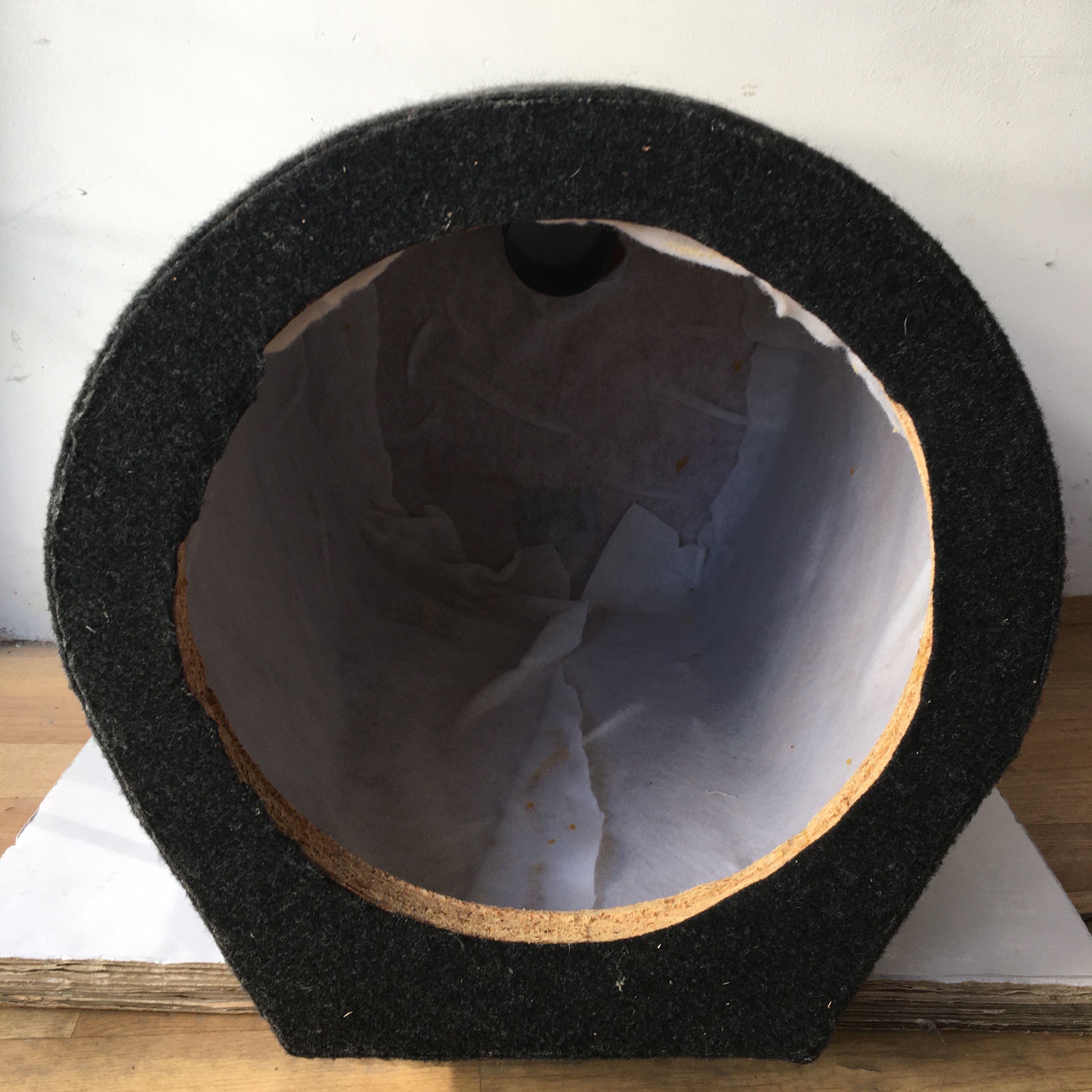 BOX AKR12 Кутия за тонколона автомобилна 12