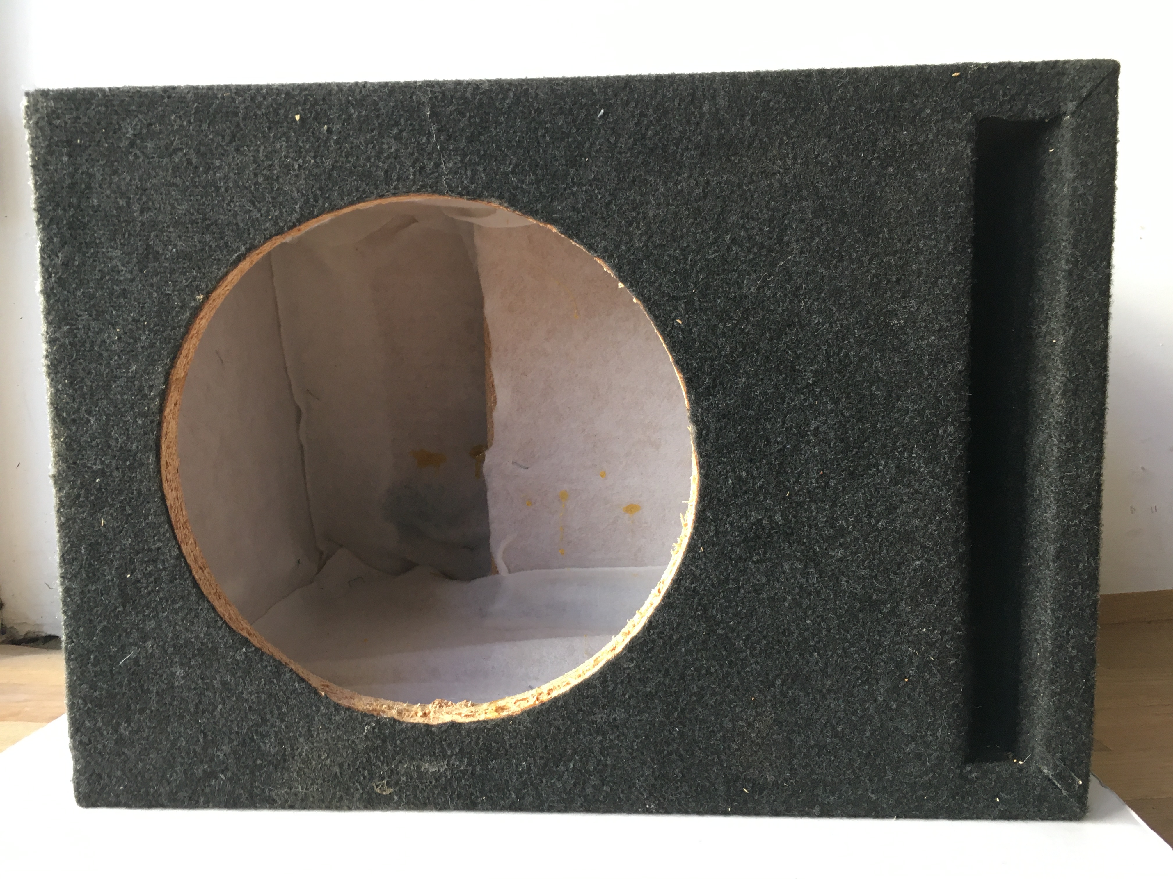 BOX AHO10 Кутия за тонколона автомобилна 10