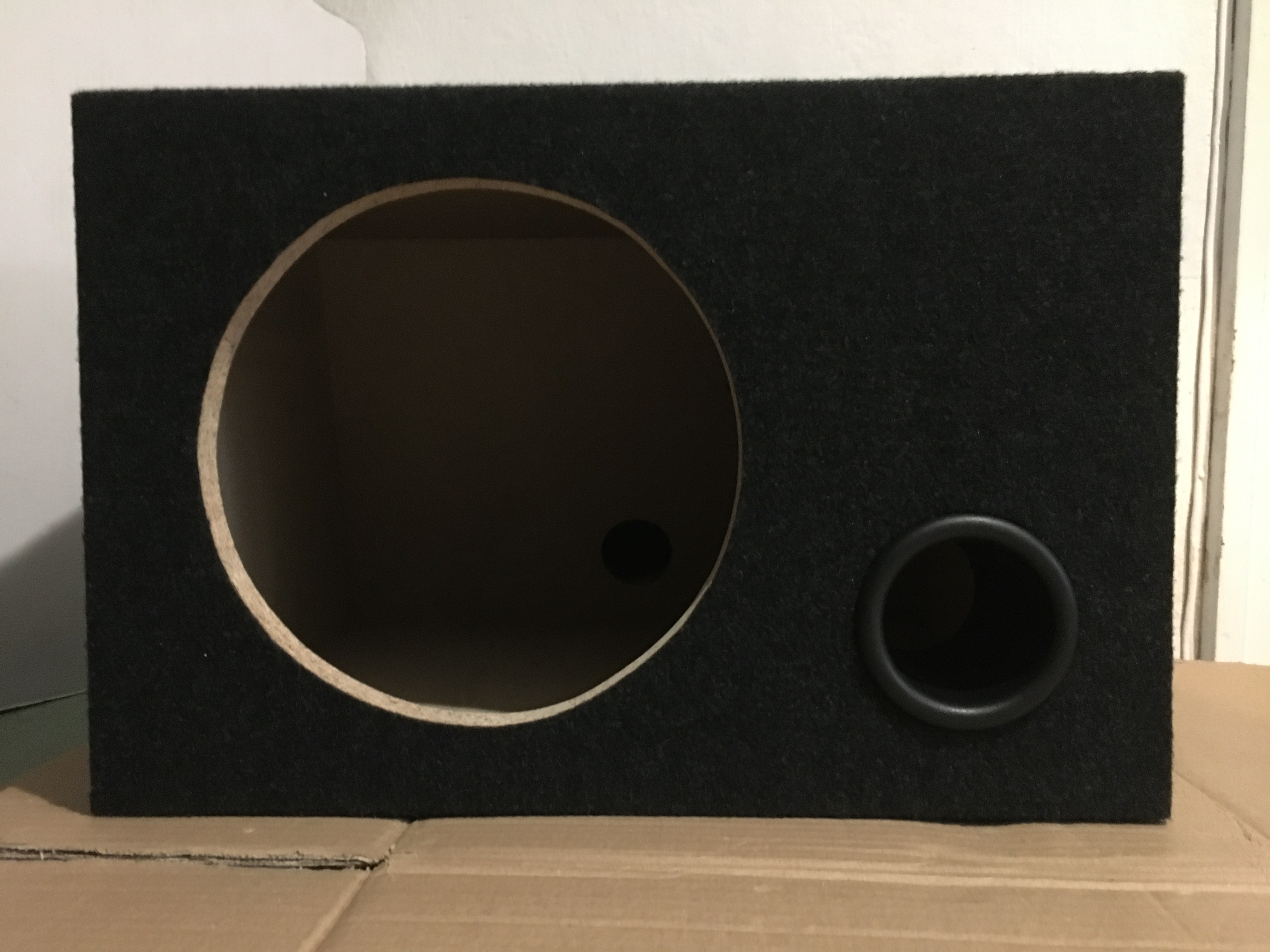 BOX ATR10 Кутия за тонколона автомобилна 10