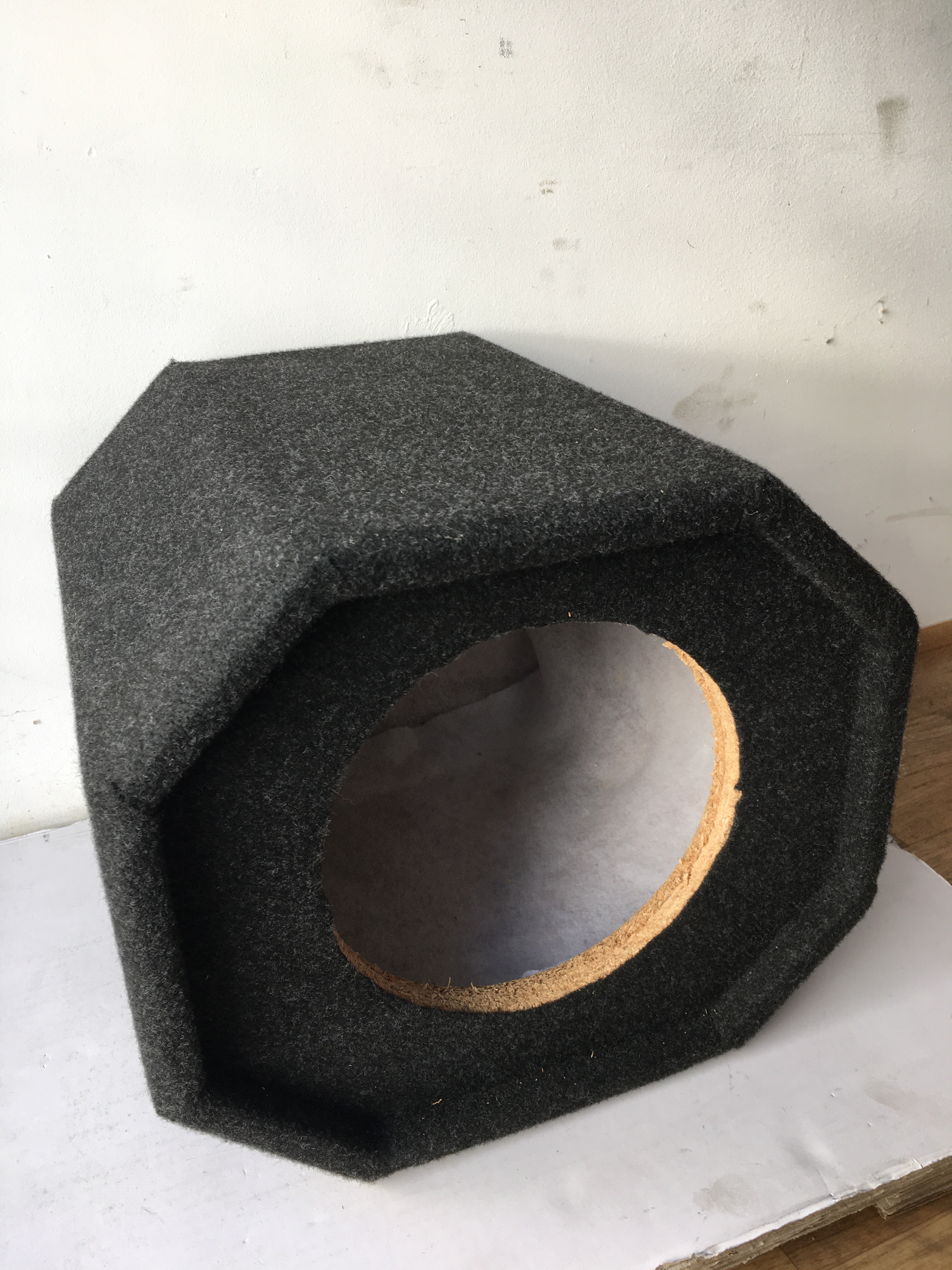 BOX AOS8 Кутия за тонколона автомобилна 8