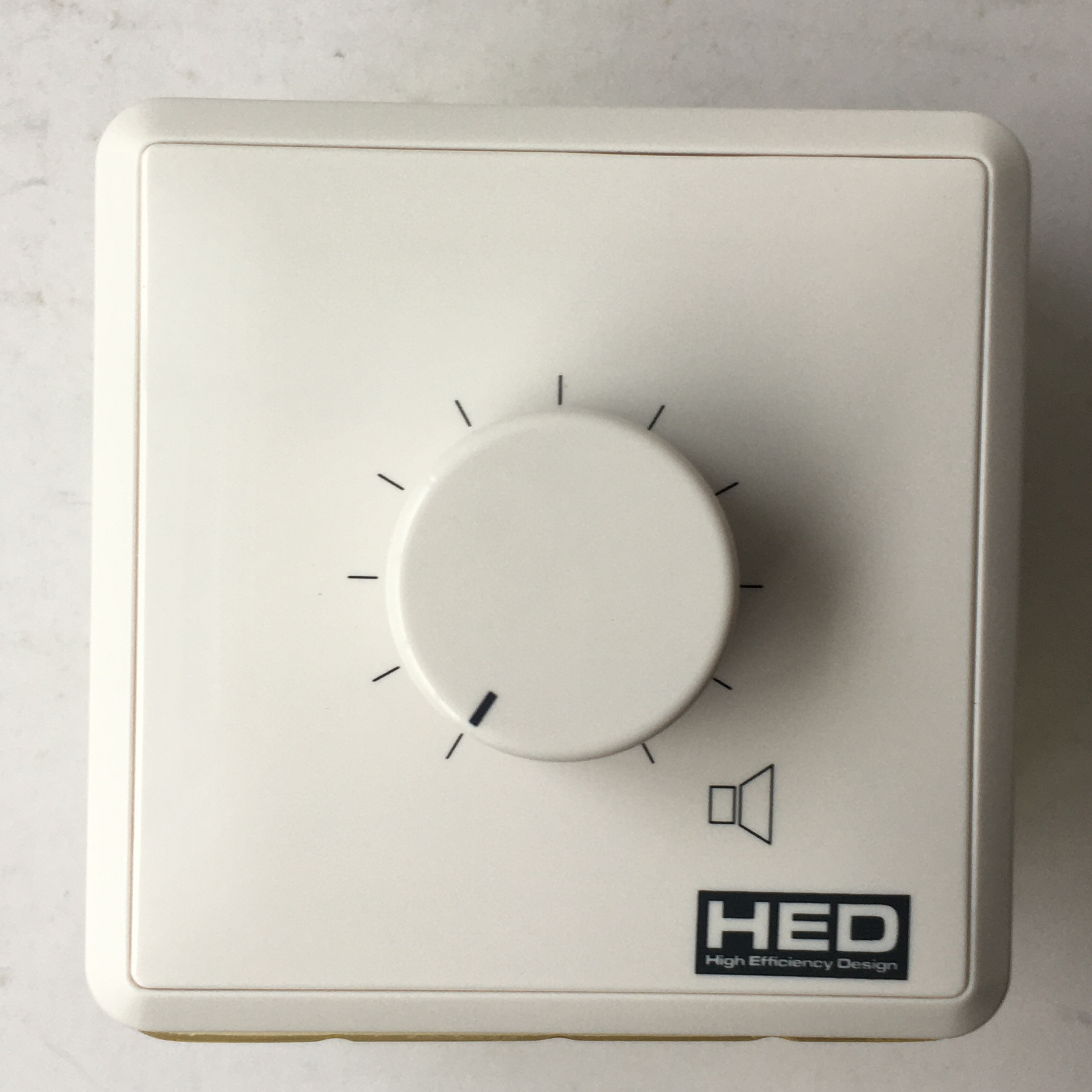 АТЕНЮАТОР HED UV-306D 6W